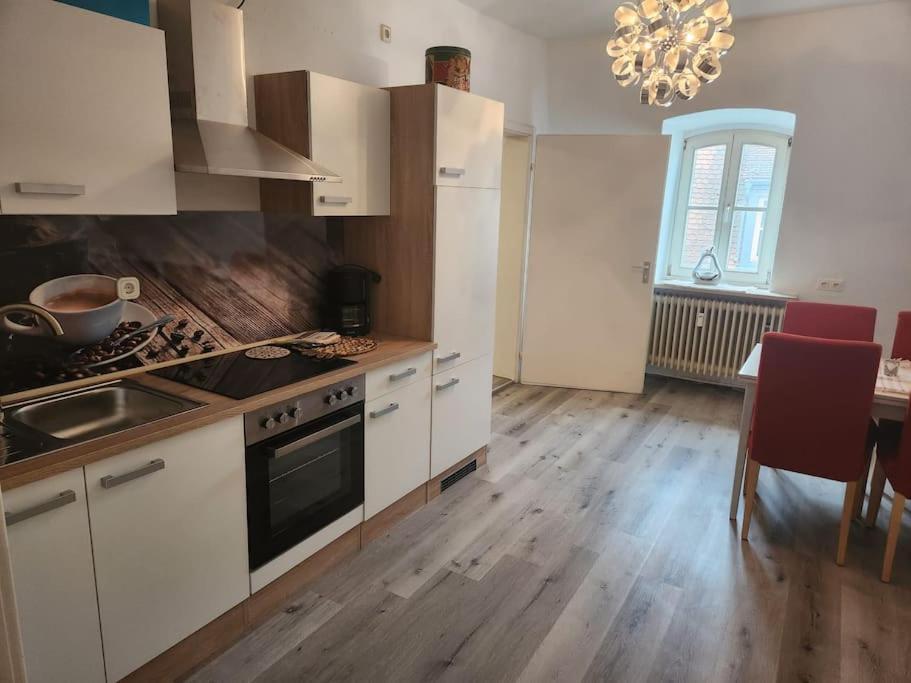 Tor Stay - Charmante 2 Zimmer Apartment Ansbach Exterior photo